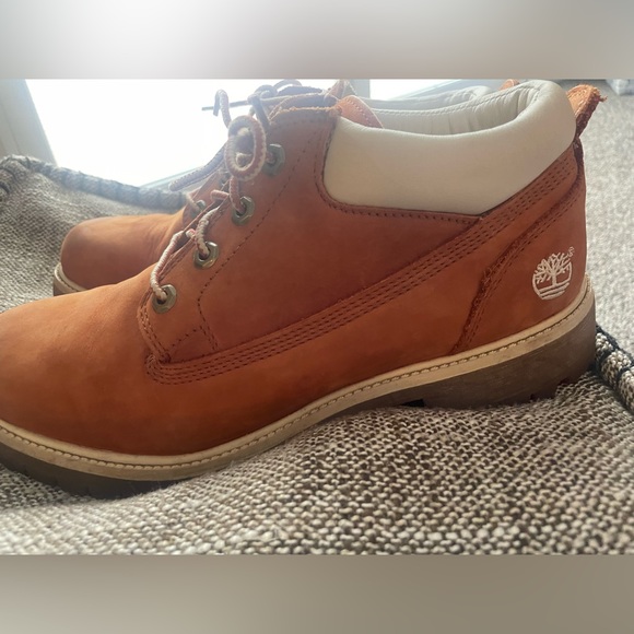 Timberland Nellie Women Waterproof Wheat Chukka Boots: Size 9.5 M - Picture 10 of 15